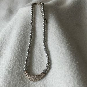 Necklace/Choker Faux Gray Graduated Pearls with Silvertone Pendant